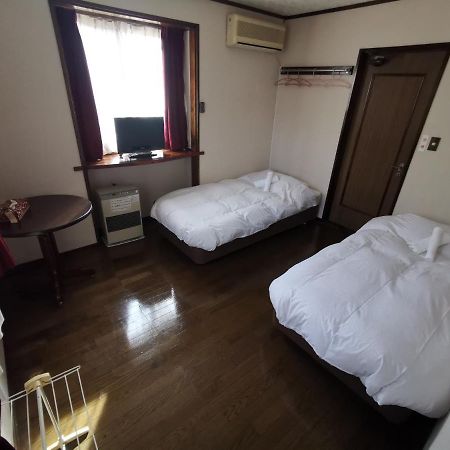 Bed and Breakfast Hakuba Powder Republic Zewnętrze zdjęcie