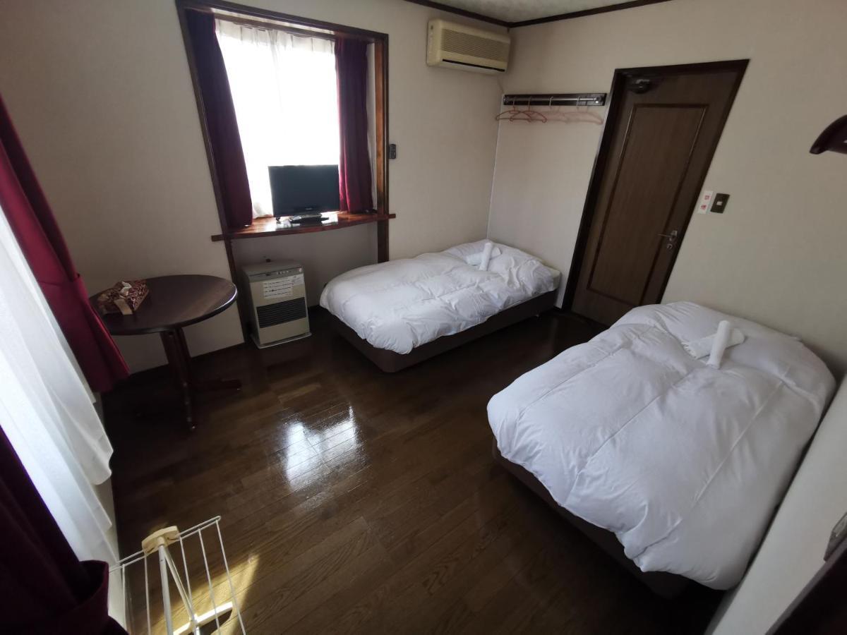 Bed and Breakfast Hakuba Powder Republic Zewnętrze zdjęcie